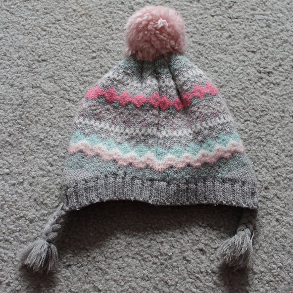 Carter's Girls Sz 12-24 M Winter Hat Gray Pom-pom - Picture 2 of 11
